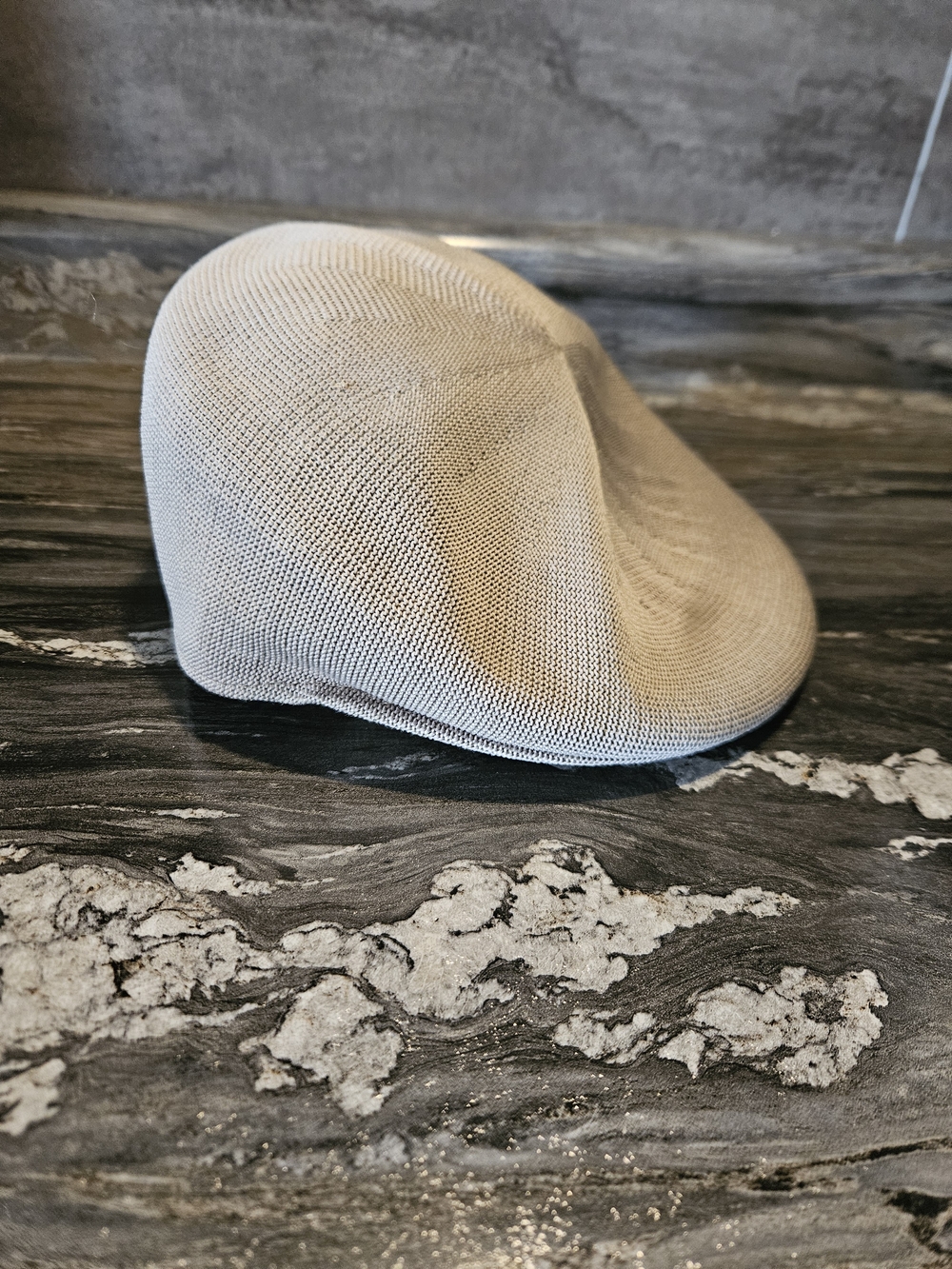 Men's Dockers Beige Knit Flat Cap - Classic Casual Hat
